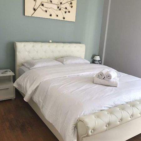 Perfect Sea View Apartment In Voula أثينا المظهر الخارجي الصورة